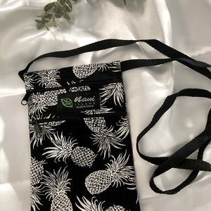 Phone and wallet pouch